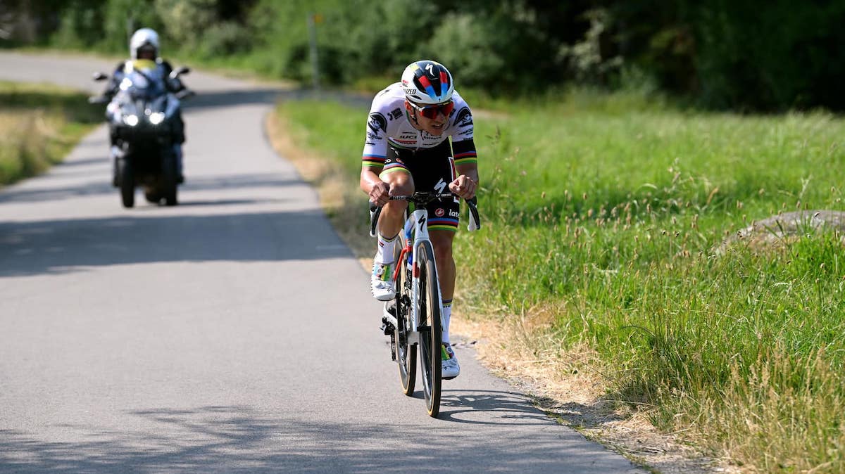 Evenepoel Si Allena In Italia E Rivela I Programmi Per Il Finale Di